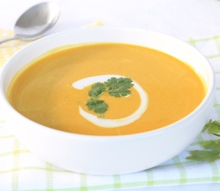 Creamy Curried Pumpkin Soup
